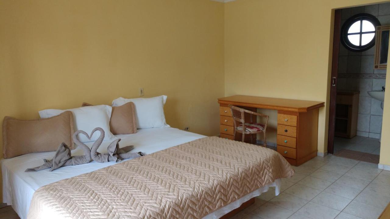 Hotel Velha Corte São José dos Pinhais Стая снимка