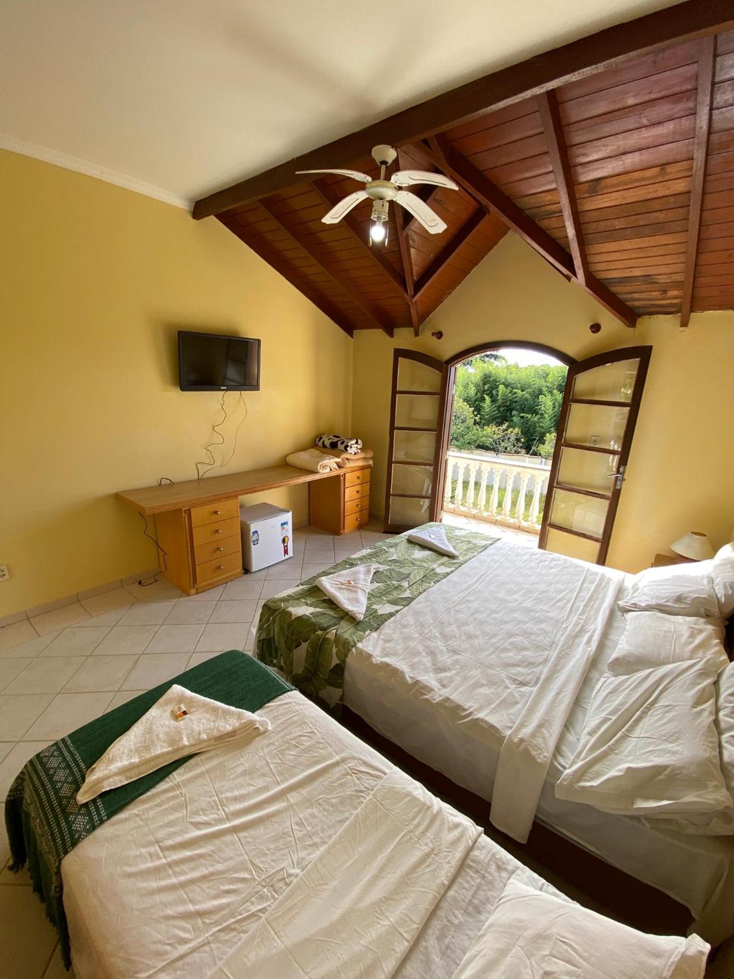 Hotel Velha Corte São José dos Pinhais Екстериор снимка
