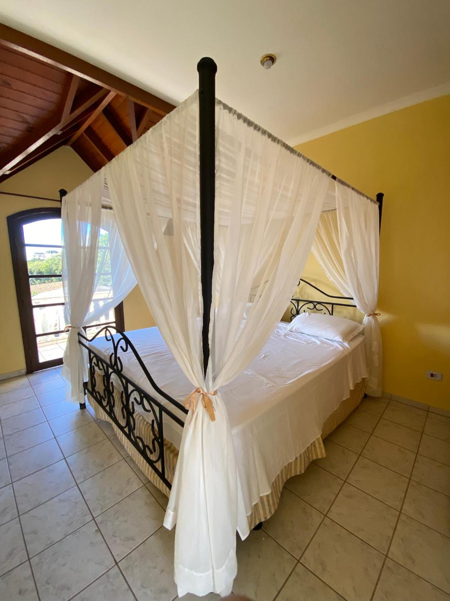 Hotel Velha Corte São José dos Pinhais Екстериор снимка
